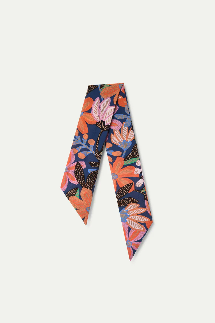 Compania Fantastica Crepe Linear Scarf