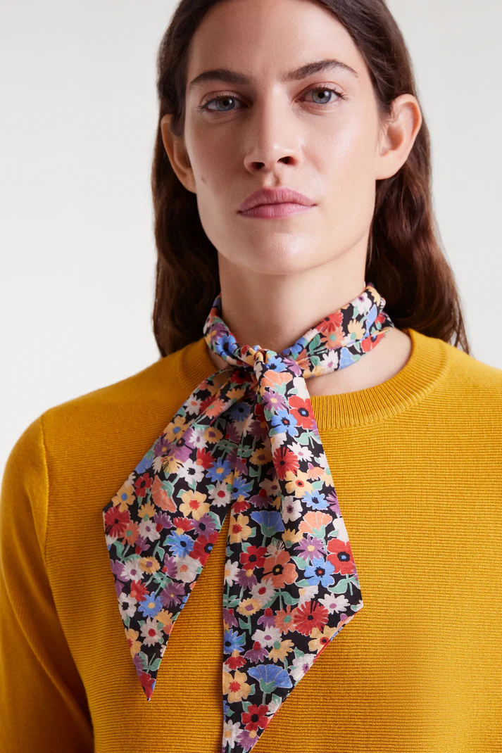 Compania Fantastica Crepe Linear Scarf