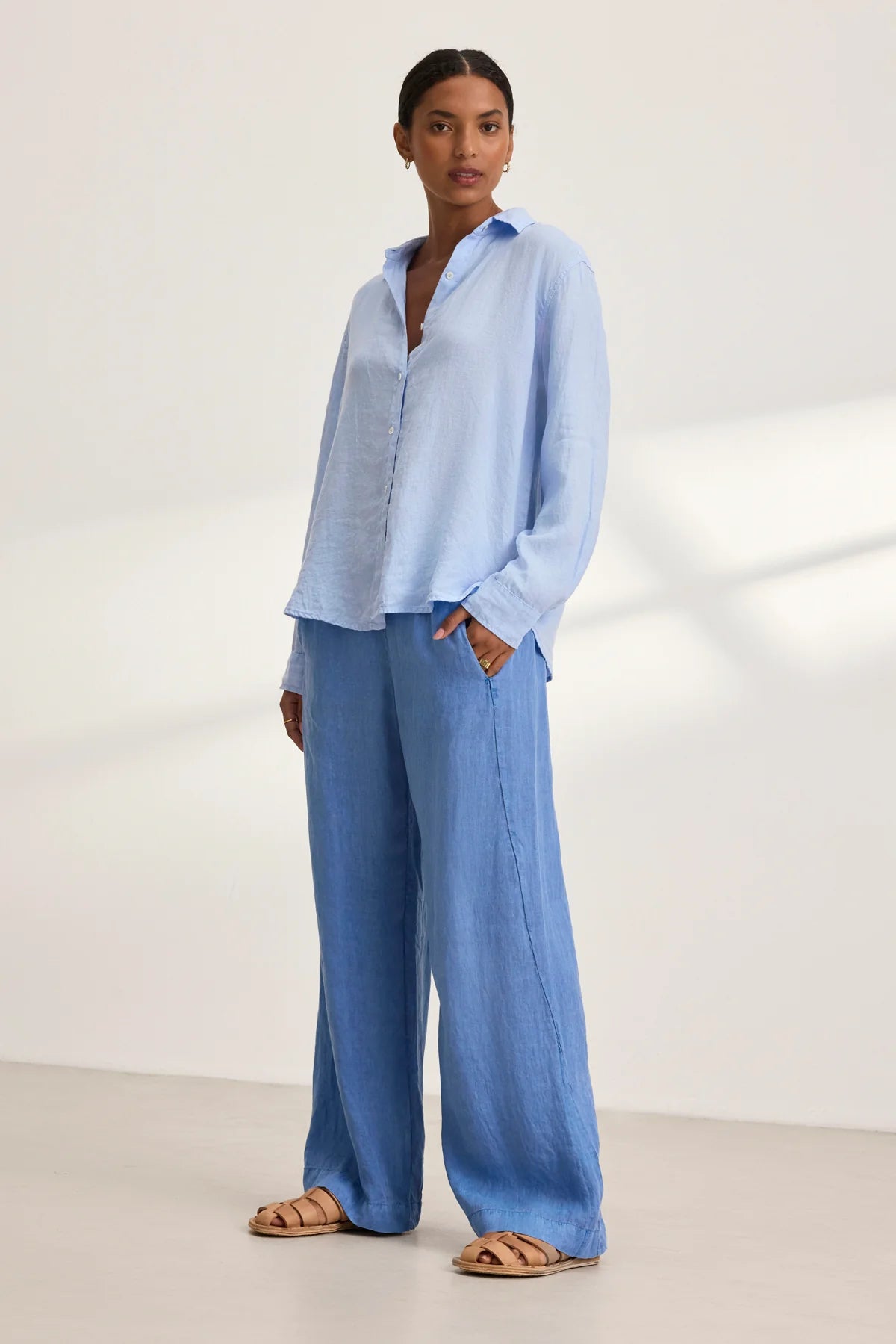 Velvet by Graham and Spencer Stephanie Linen Pant