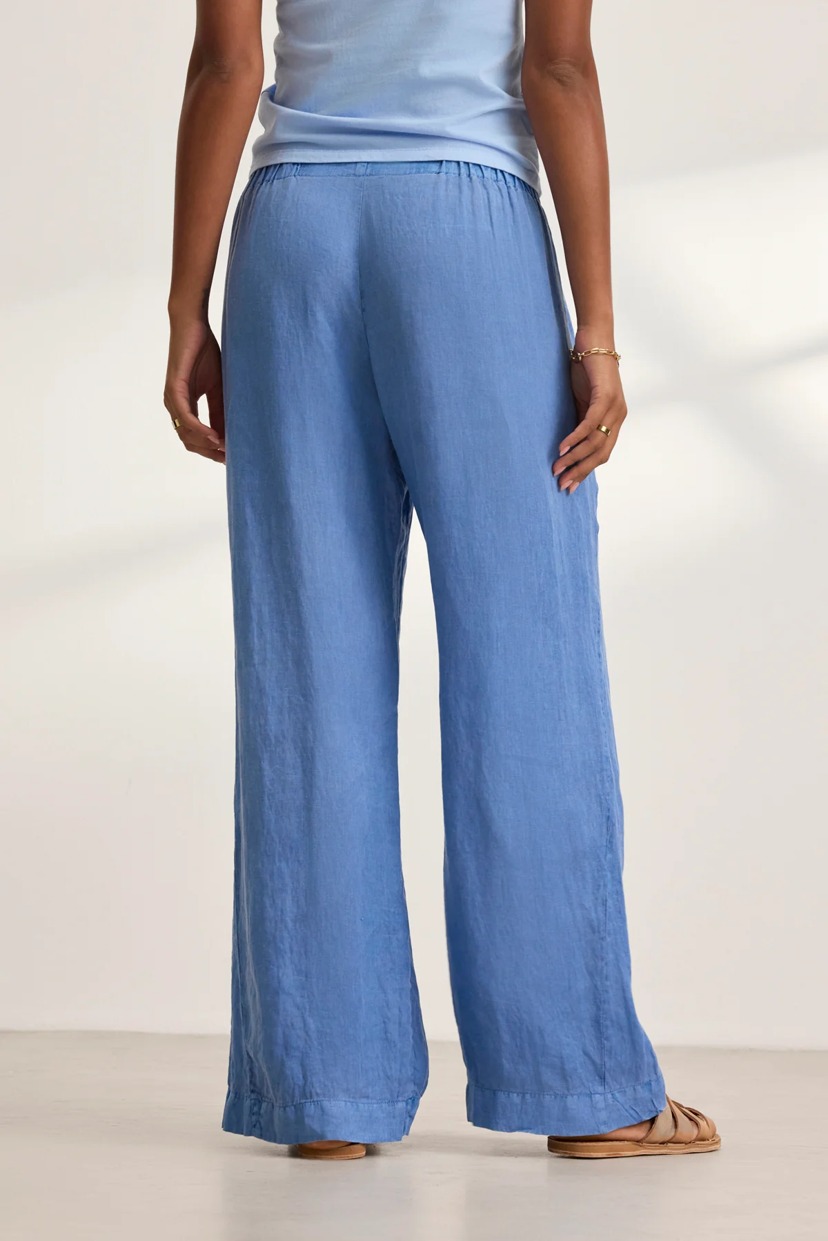 Velvet by Graham and Spencer Stephanie Linen Pant