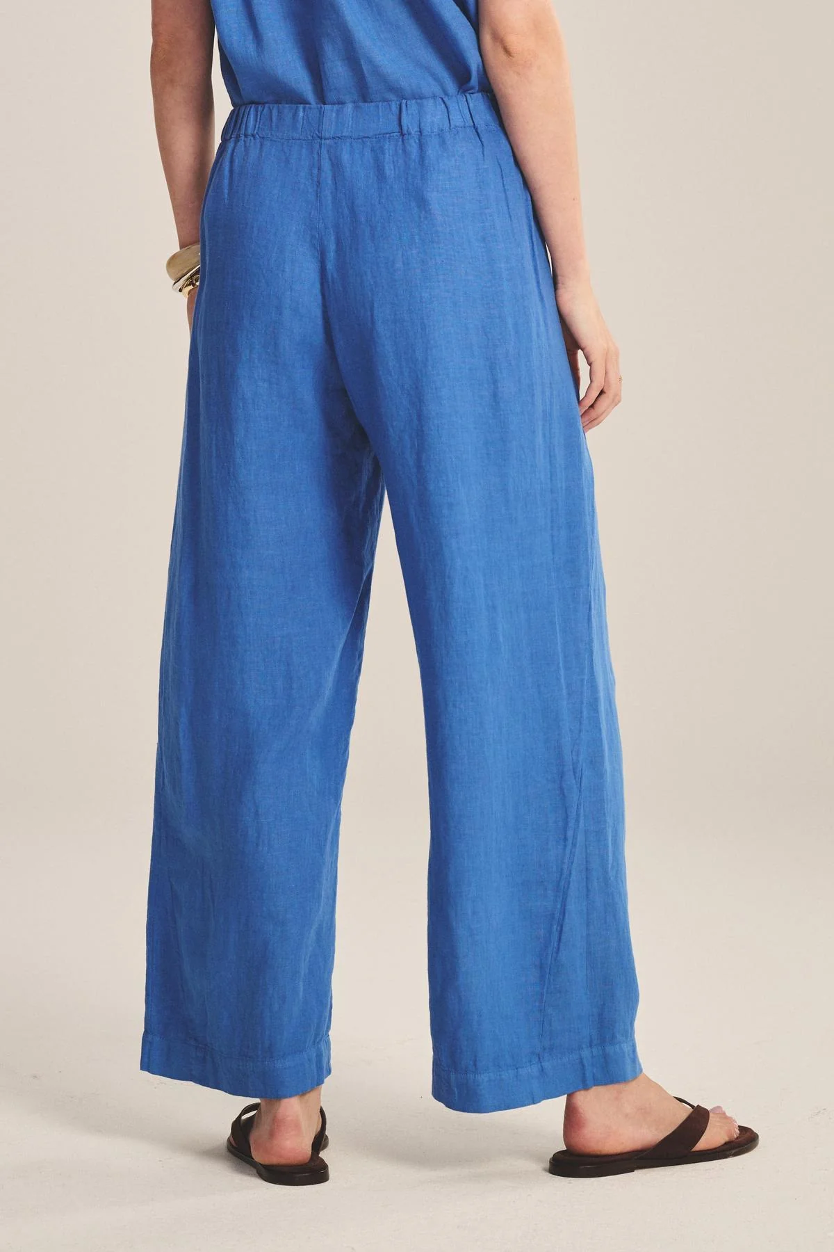 Velvet by Graham and Spencer Lola Linen Pant in 2 colors