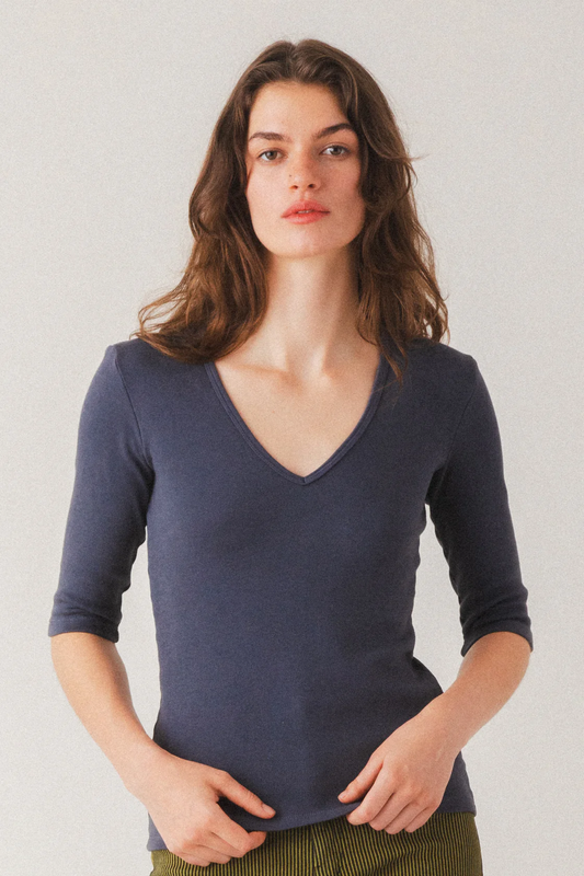 Prairie Underground BB Soft Vneck Top in 2 colors