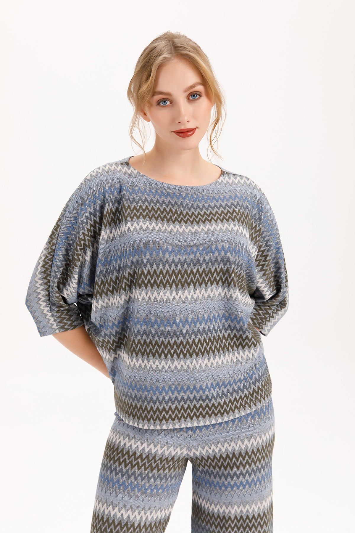 Isle Dodi Sweater in Montana Print