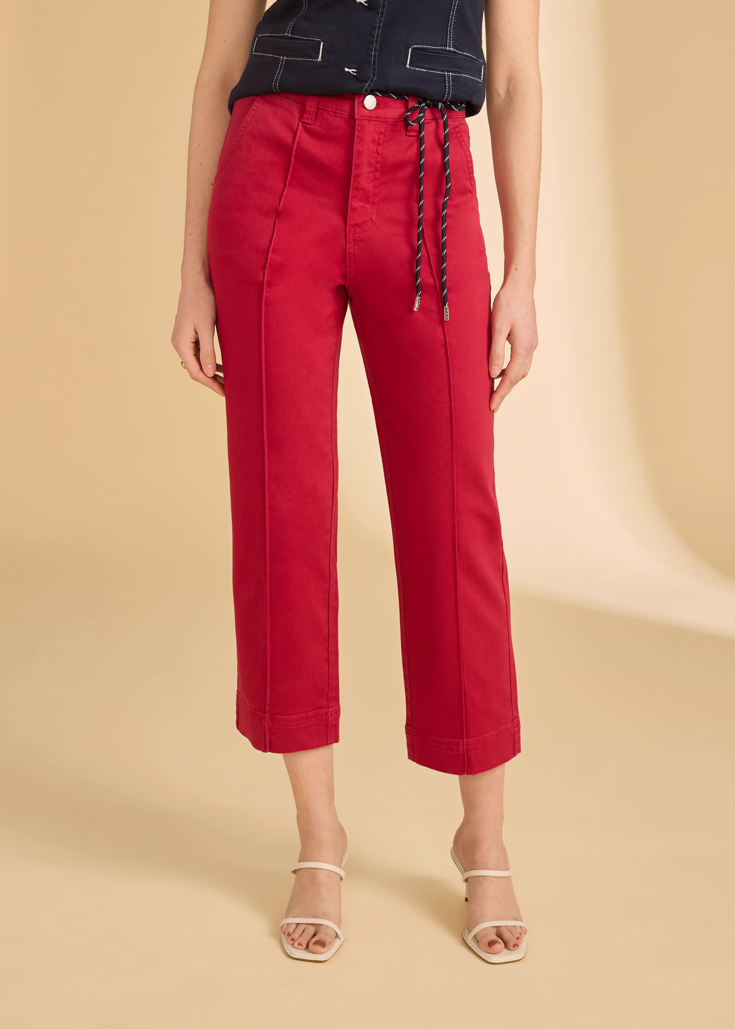 FDJ Suzanne Staight Leg Cropped Pant