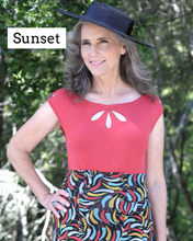 Load image into Gallery viewer, Effie&#39;s Heart Norma Pullover in 4 colors
